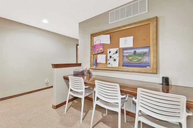 11 Crestway, Wellington, KS 67152