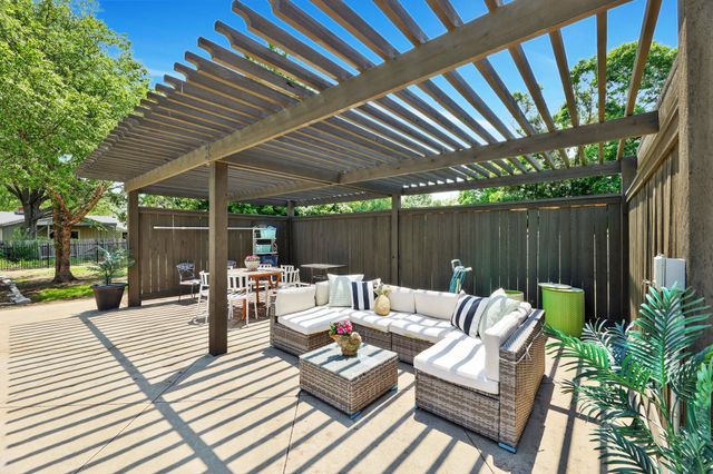 11 Crestway, Wellington, KS 67152