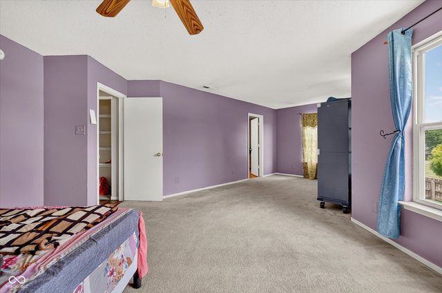 8422 Weathervane Court, Indianapolis, IN 46239