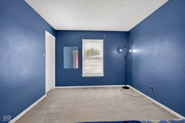 8422 Weathervane Court, Indianapolis, IN 46239
