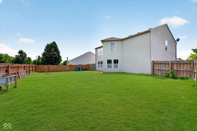 8422 Weathervane Court, Indianapolis, IN 46239