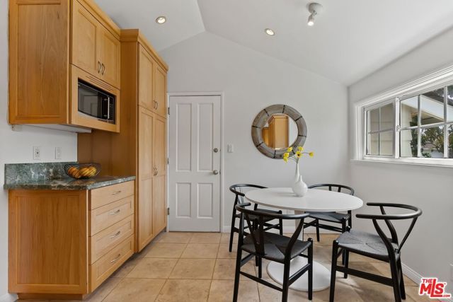 1401 Jonesboro Drive, Los Angeles, CA 90049