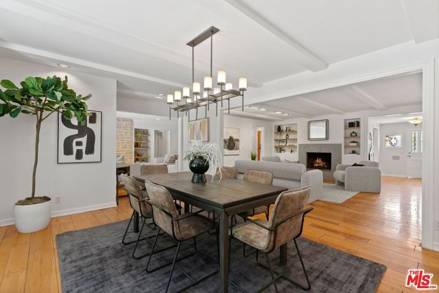 1401 Jonesboro Drive, Los Angeles, CA 90049