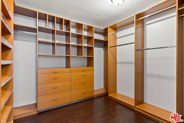 1401 Jonesboro Drive, Los Angeles, CA 90049