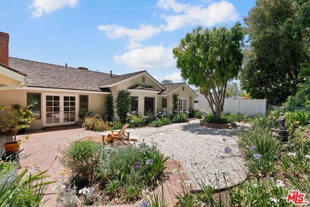 1401 Jonesboro Drive, Los Angeles, CA 90049