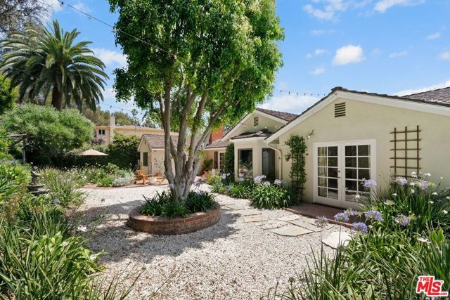1401 Jonesboro Drive, Los Angeles, CA 90049