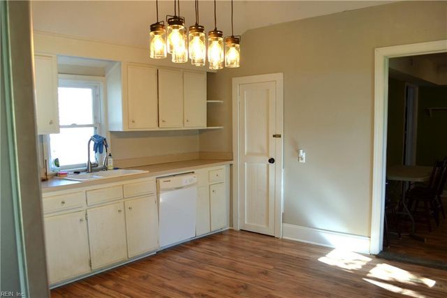 1300 Poquoson AVE, Poquoson, VA 23662