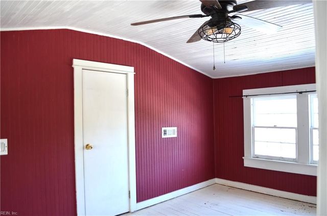 1300 Poquoson AVE, Poquoson, VA 23662