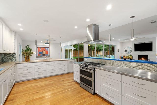 6905 Mesa DR, Austin, TX 78731