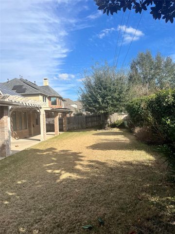 7606 Westmoreland Drive, Sugar Land, TX 77479