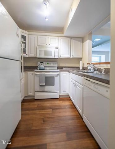 1211 Westview Lane 201, Raleigh, NC 27605