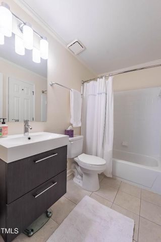 1211 Westview Lane 201, Raleigh, NC 27605