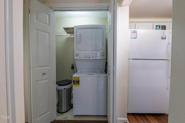 1211 Westview Lane 201, Raleigh, NC 27605