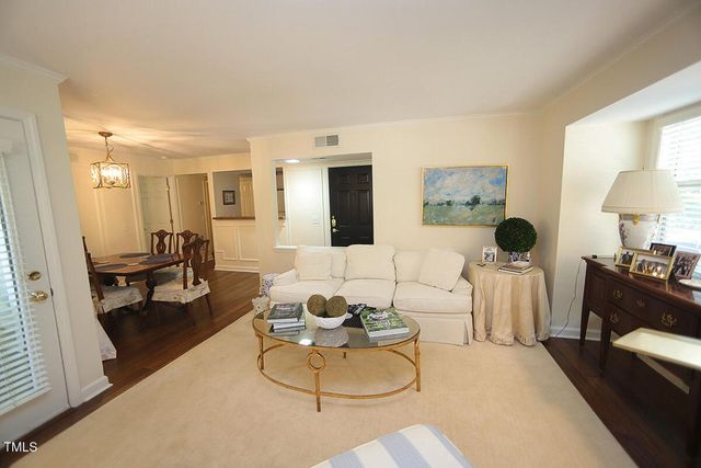 1211 Westview Lane 201, Raleigh, NC 27605