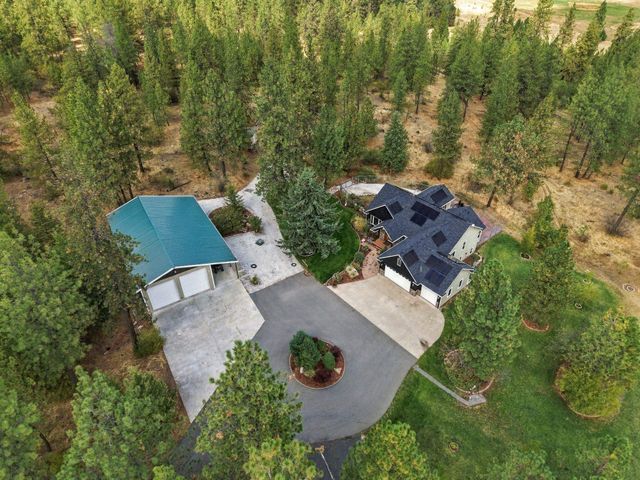 8322 W Cross Cut Rd, Deer Park, WA 99006 property photo