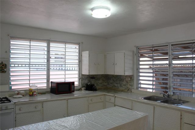 19 CALLE CORAL, Vieques, PR 00765