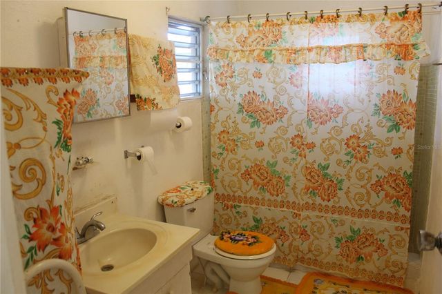 19 CALLE CORAL, Vieques, PR 00765