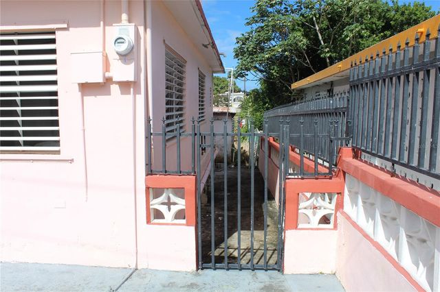 19 CALLE CORAL, Vieques, PR 00765