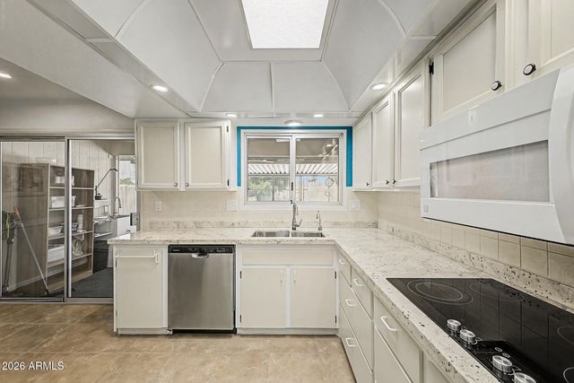 11426 N BLUE RIDGE Drive, Sun City, AZ 85351
