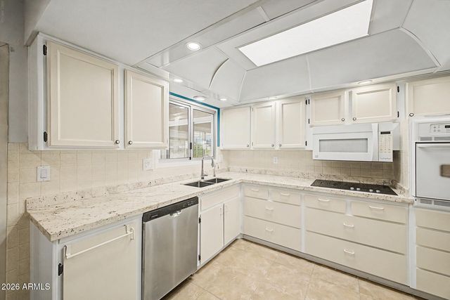 11426 N BLUE RIDGE Drive, Sun City, AZ 85351
