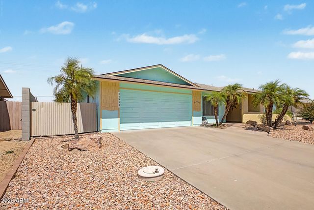 11426 N BLUE RIDGE Drive, Sun City, AZ 85351