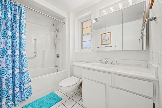 11426 N BLUE RIDGE Drive, Sun City, AZ 85351