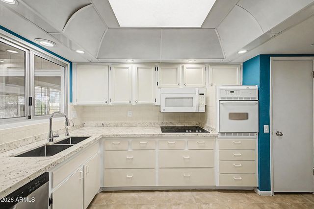 11426 N BLUE RIDGE Drive, Sun City, AZ 85351