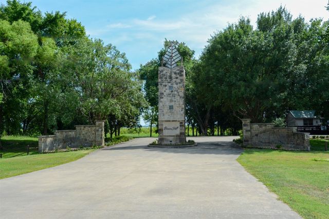 125 Pond Trail, Kemp, TX 75143