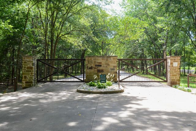 125 Pond Trail, Kemp, TX 75143