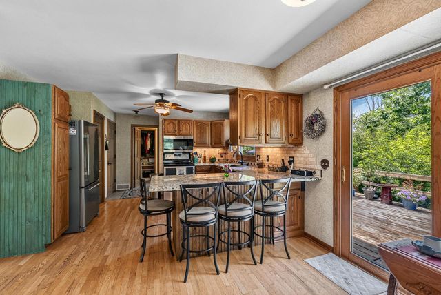 5836 Oakdale COURT, Grafton, WI 53024
