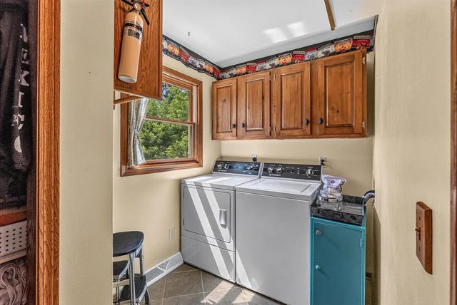 5836 Oakdale COURT, Grafton, WI 53024