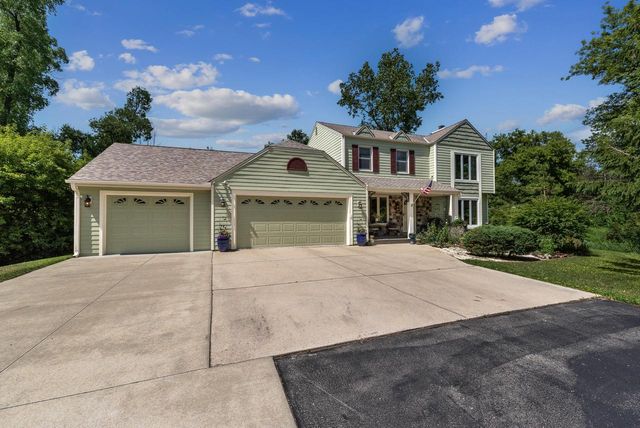 5836 Oakdale COURT, Grafton, WI 53024