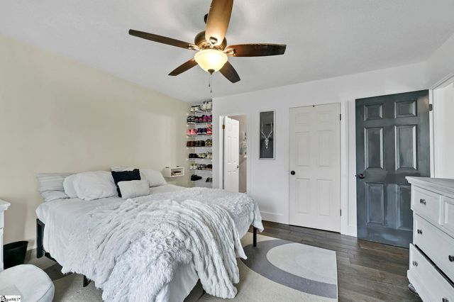 33 Souther Road, Hendersonville, NC 28732