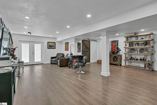 33 Souther Road, Hendersonville, NC 28732