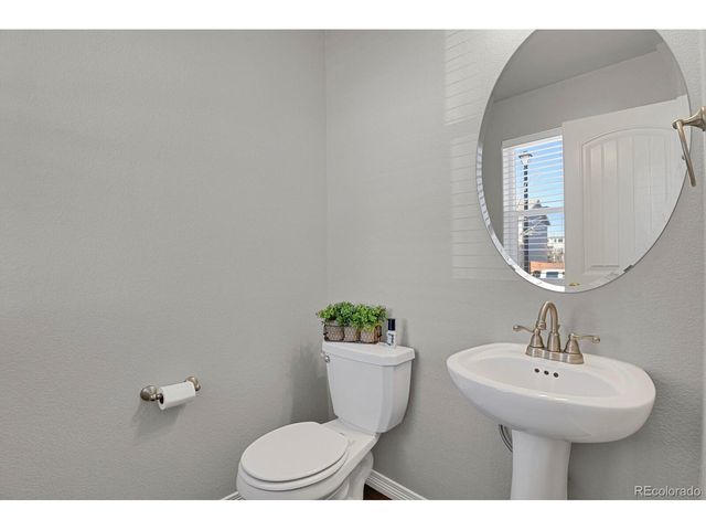 12721 Windingwalk Dr, Peyton, CO 80831