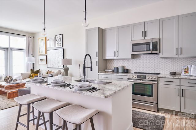 11936 N Community House Road B3, Charlotte, NC 28277