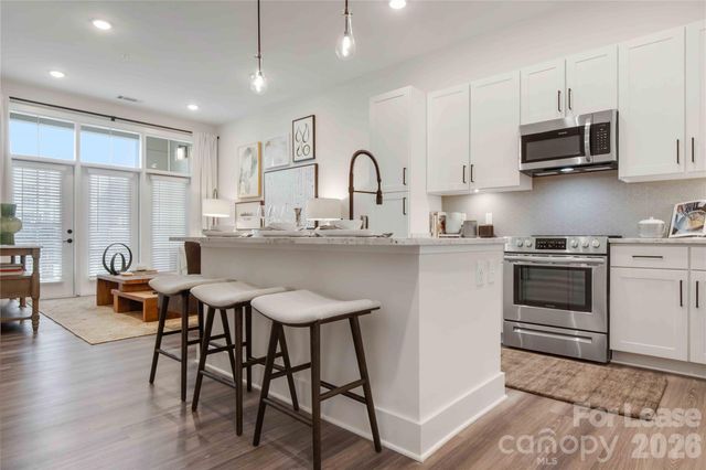 11936 N Community House Road B3, Charlotte, NC 28277