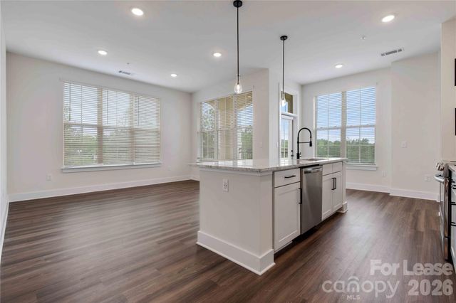 11936 N Community House Road B3, Charlotte, NC 28277