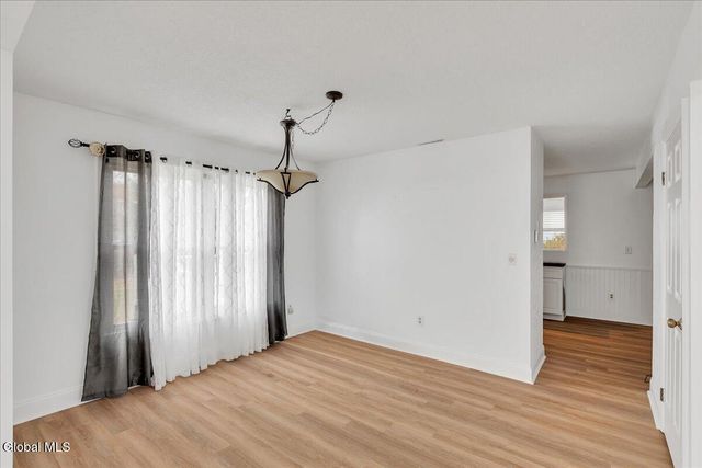 33 Rockefeller Boulevard, East Greenbush, NY 12144