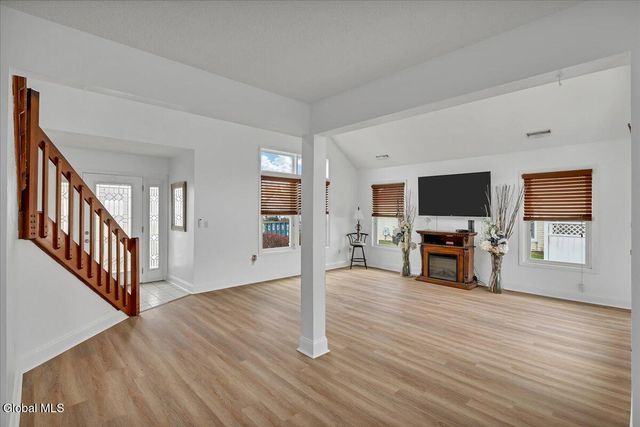 33 Rockefeller Boulevard, East Greenbush, NY 12144