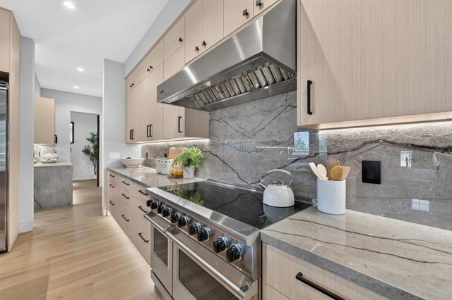 103 Sporleder Court, Los Gatos, CA 95032