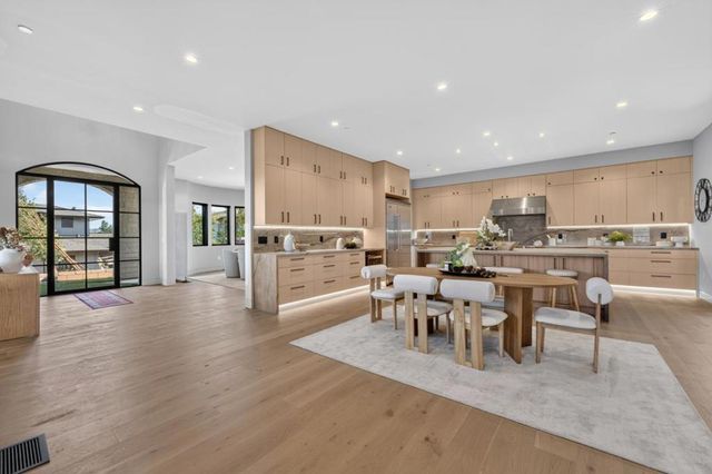 103 Sporleder Court, Los Gatos, CA 95032