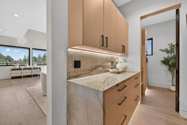 103 Sporleder Court, Los Gatos, CA 95032