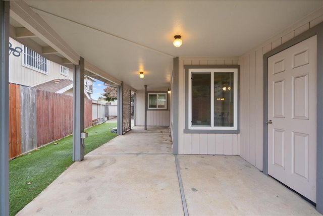 1117 Ravine View Dr, Roseville, CA 95661