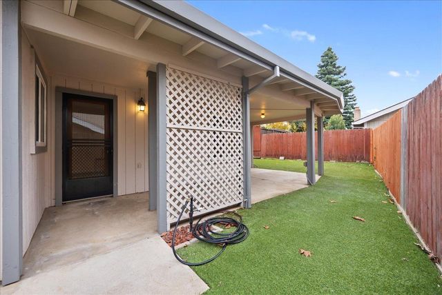 1117 Ravine View Dr, Roseville, CA 95661