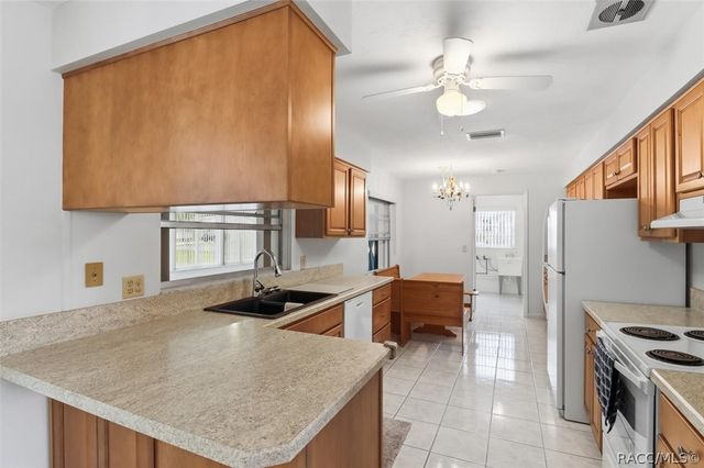 42 Truman Boulevard, Beverly Hills, FL 34465