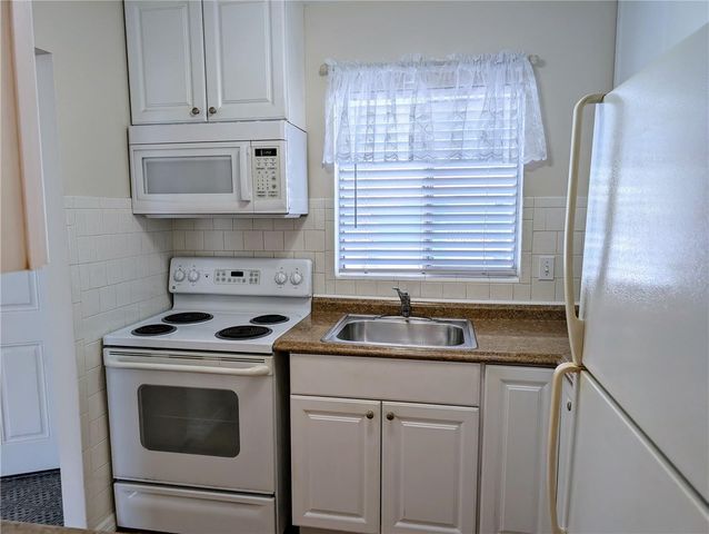 1840 SUNNY DRIVE D-36, Bradenton, FL 34207