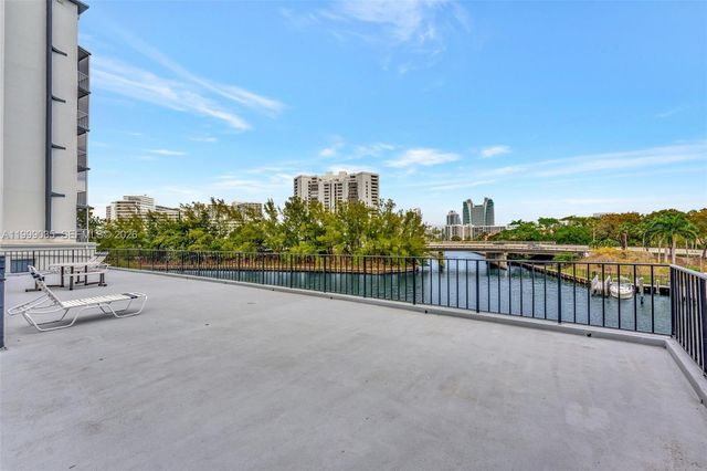 300 Diplomat Pkwy 606, Hallandale Beach, FL 33009