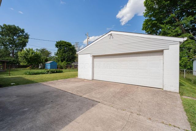 3621 Tylor Drive, Columbus, OH 43232