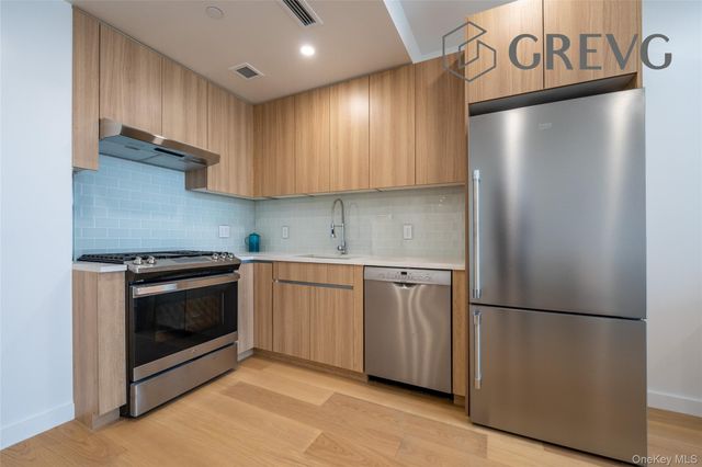 134-16 35th Avenue 5B, Flushing, NY 11354